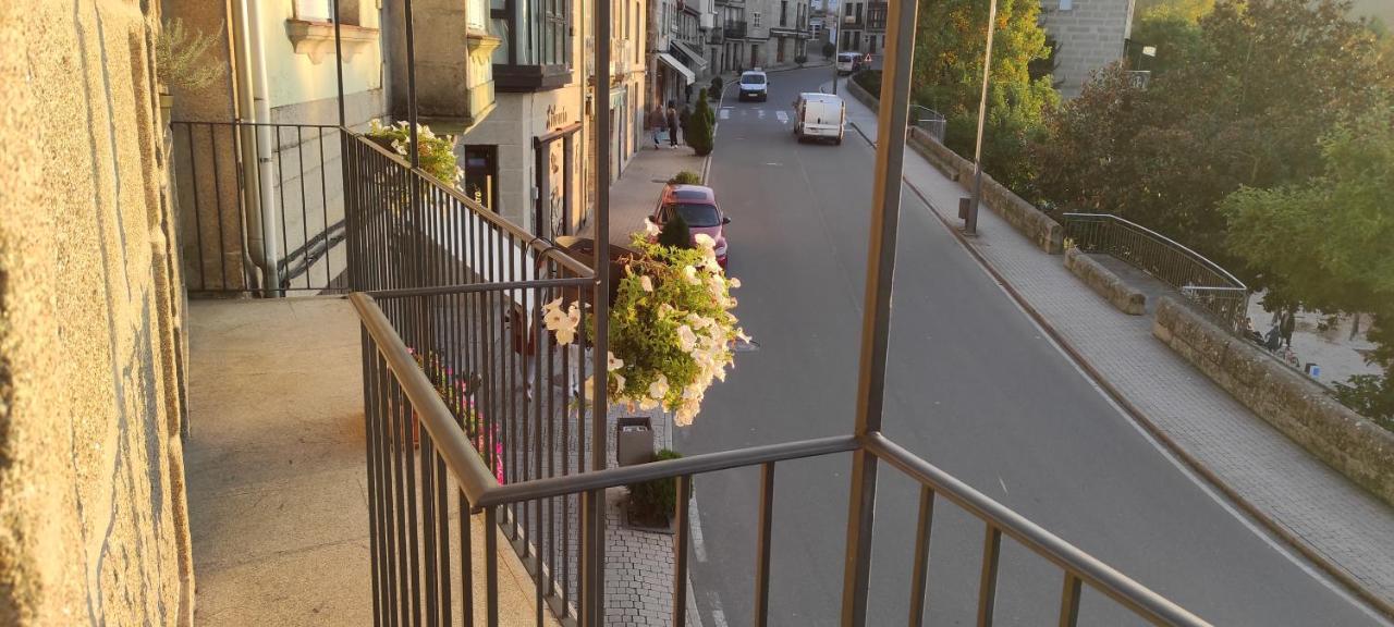 Apartamento Portovello Con Vistas Al Rio Allariz Exterior foto